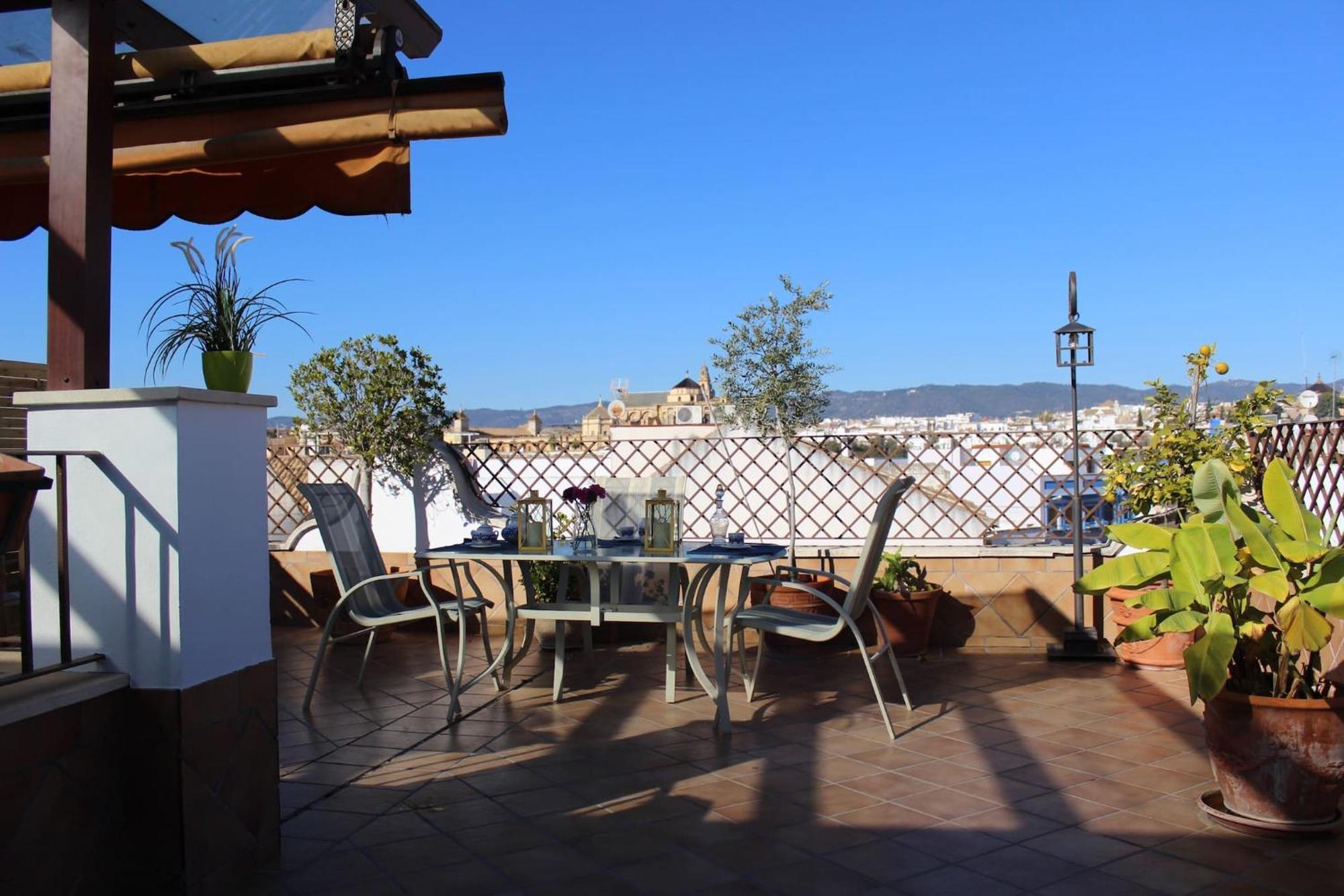 La Casa Del Rio Apartment Cordoba Luaran gambar